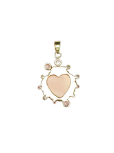 Load image into Gallery viewer, Carved Conch Shell Halo