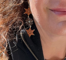 Load image into Gallery viewer, 3 Tiered Flower Earrings