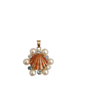 Load image into Gallery viewer, Striped Shell Aquamarine + Pearl Halo