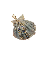 Load image into Gallery viewer, Barnacle Pastel Lion's Paw