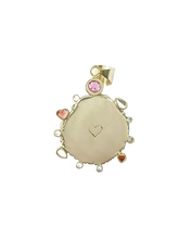 Load image into Gallery viewer, Grey/Red Shell Heart Halo