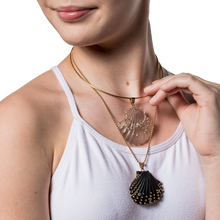 Load image into Gallery viewer, Carved Clear Rock Quartz Shell