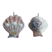 Load image into Gallery viewer, Lions Paw with Pearls