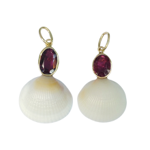 Load image into Gallery viewer, Garnet White Shell Pendant

