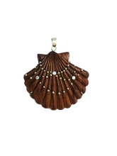 Load image into Gallery viewer, Carved Walnut Scallop Shell
