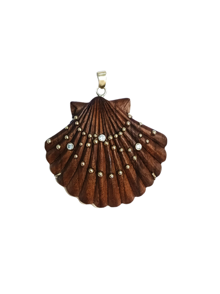 Carved Walnut Scallop Shell