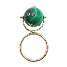 Load image into Gallery viewer, Spinning Planet Ring
