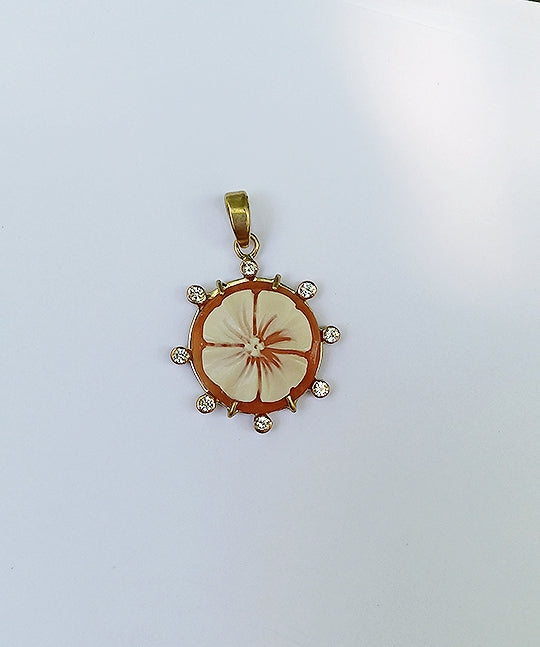 br282- Small Round Flower Cameo