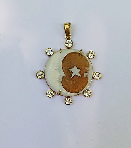 br280- Moon and Star Cameo